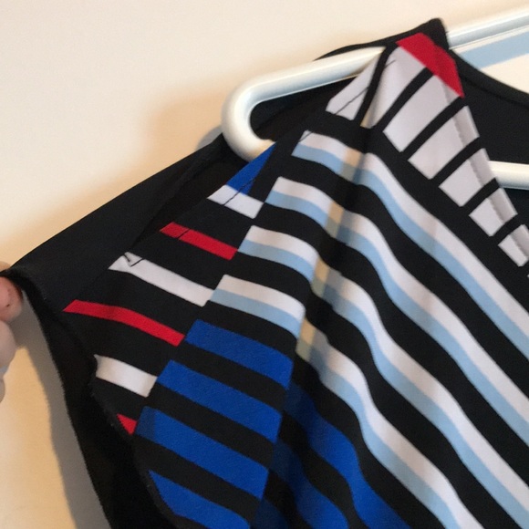 RICKIS Women’s flowy peekaboo top - Picture 4 of 8